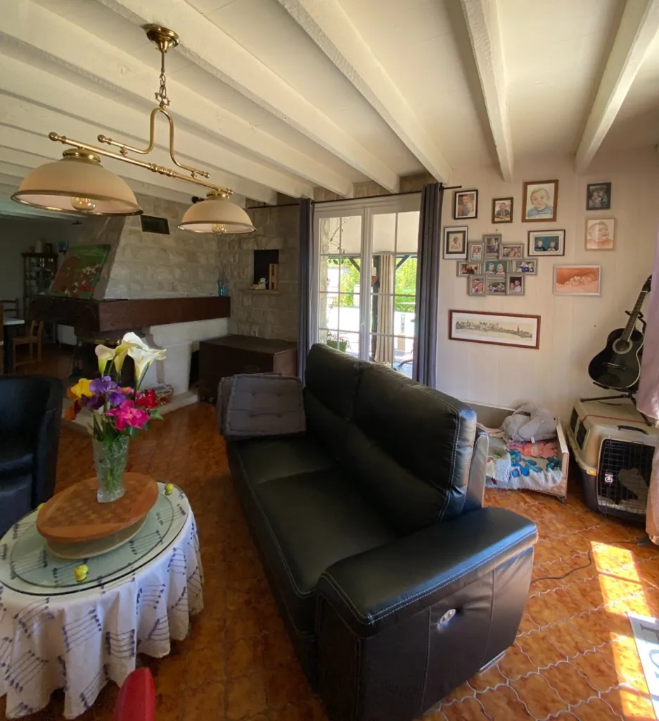 Elutuba - Spacious House with Pool in Torsac