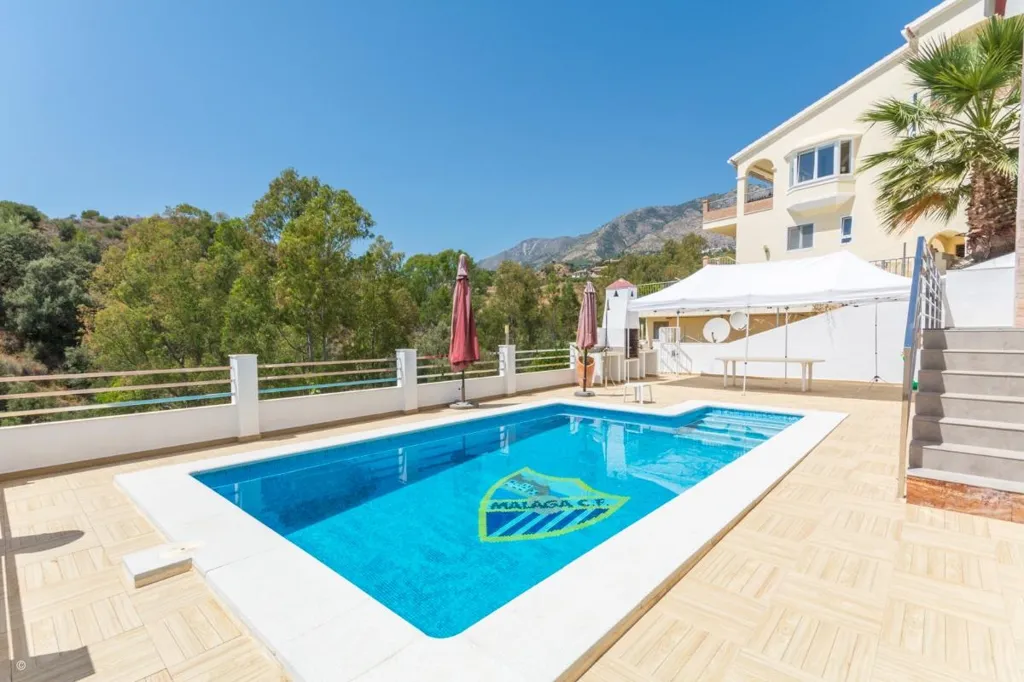 Piscine - Detached Villa with Orchard in Mijas Costa