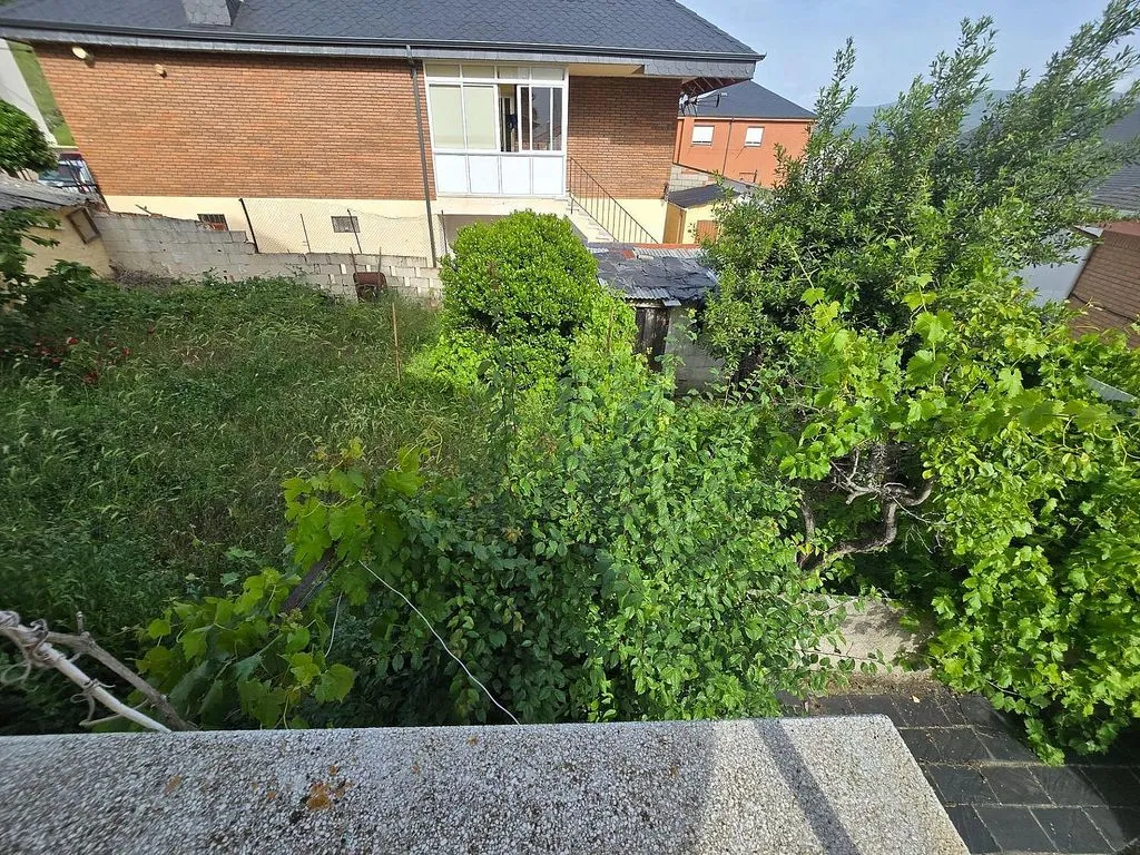 Aed - Chalet with Garden and Terrace in Bembibre