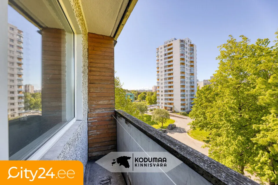 Rõdu - Modernised Flat with Balcony in Tallinn