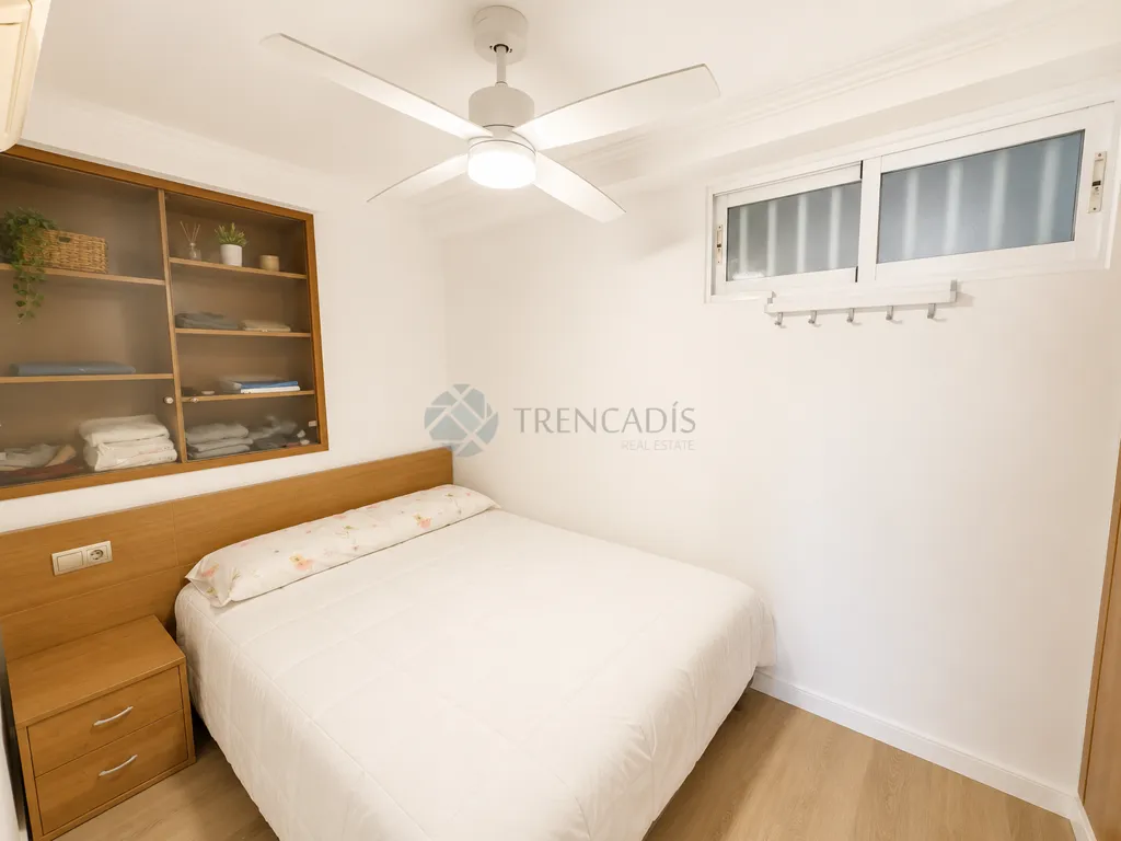 Chambres - Apartment with Sea View in El Perellonet
