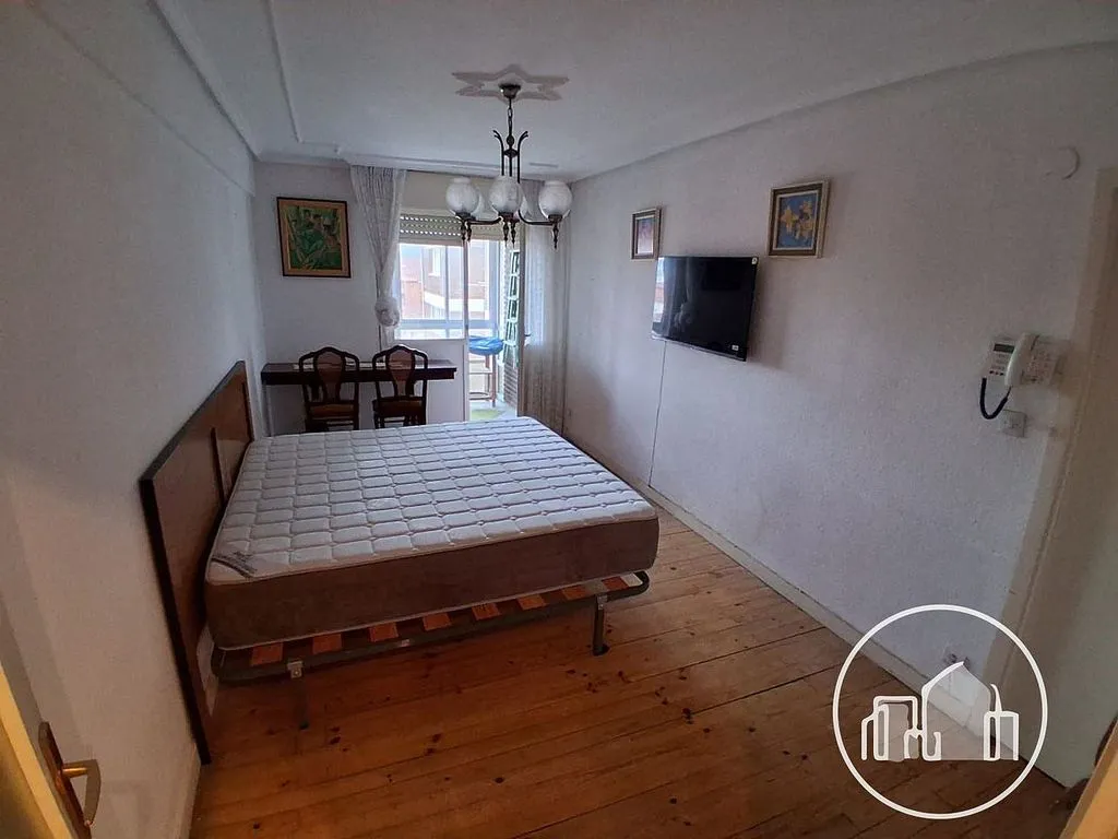 Bedrooms - Apartment with Gallery in Medina de Pomar