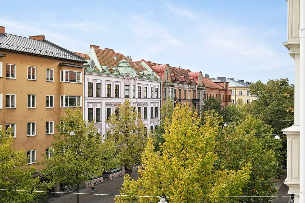 Balcony - 1920s Character Flat with Courtyard Balcony in Ribersborg