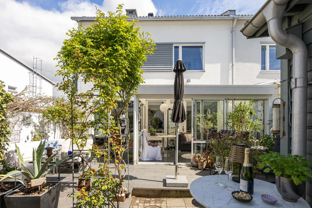 Terrasse - Seaside Townhouse with Garden in Strandstaden