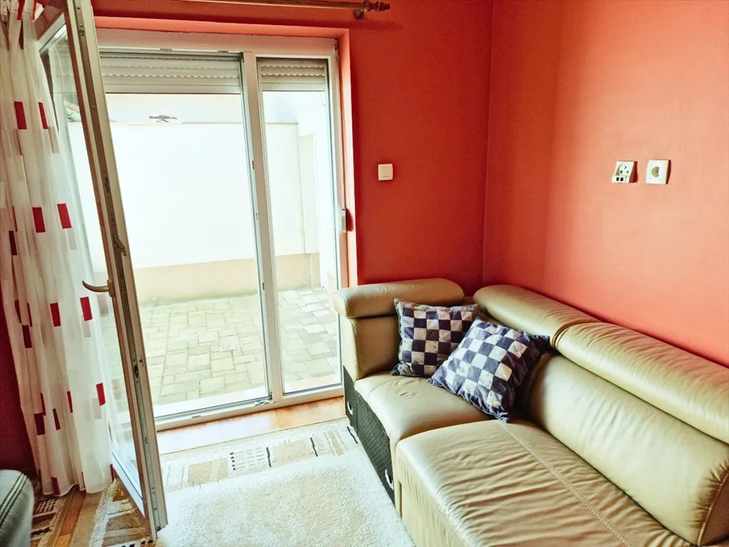Soggiorno - Modern 4-Bedroom Duplex in Tatabánya