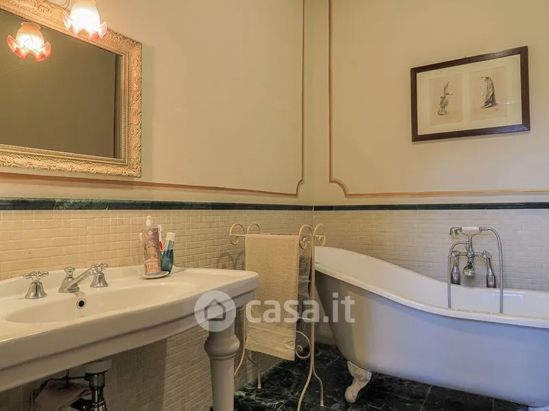 Vannitoad - Attico with Balcony in Sarzana