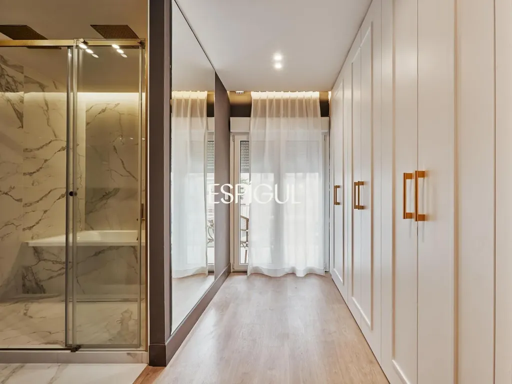 closet_dressing