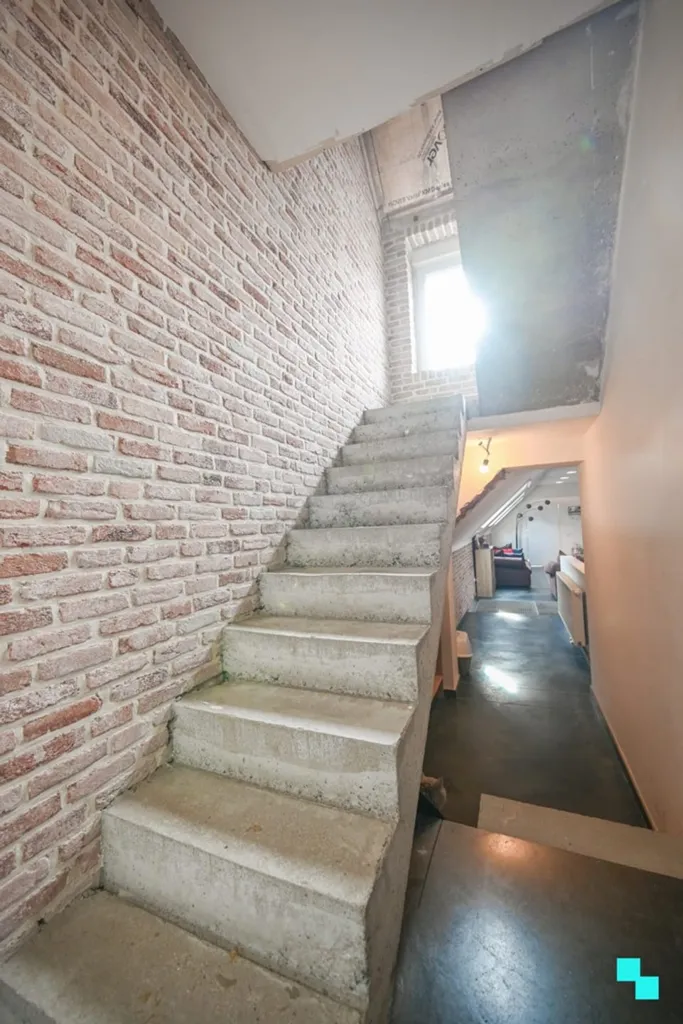 Pièces - Maison Rénovée avec Jardin à Izegem