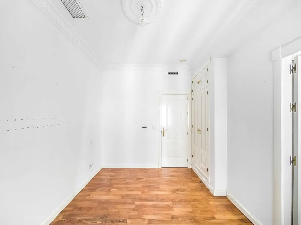 Pièces - Apartment with Air Conditioning in Retiro, Madrid
