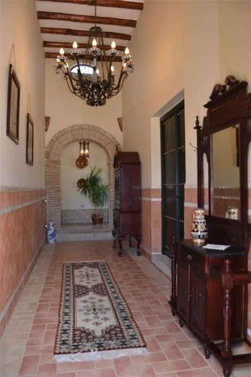 Esik - Luxury House with Pool in Posadas