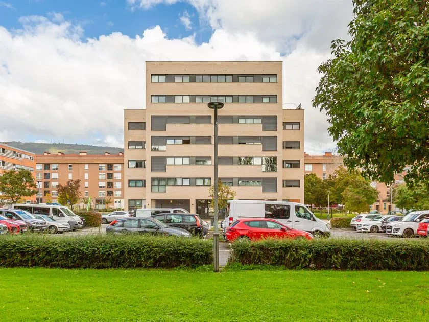 Välivaade - Bright Apartment with Garage in Pamplona