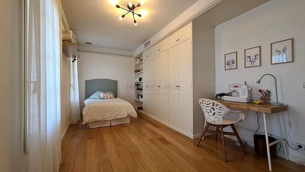 Magamistoad - Luxury Villa with Garden in Castelldefels