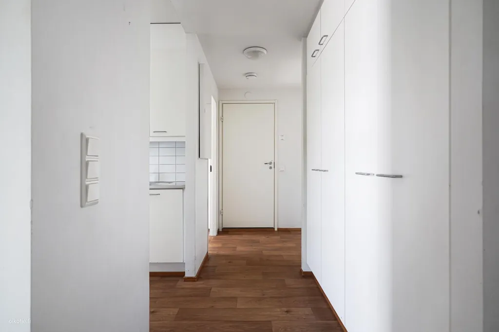 Entrée - Apartment with Glazed Balcony in Konala