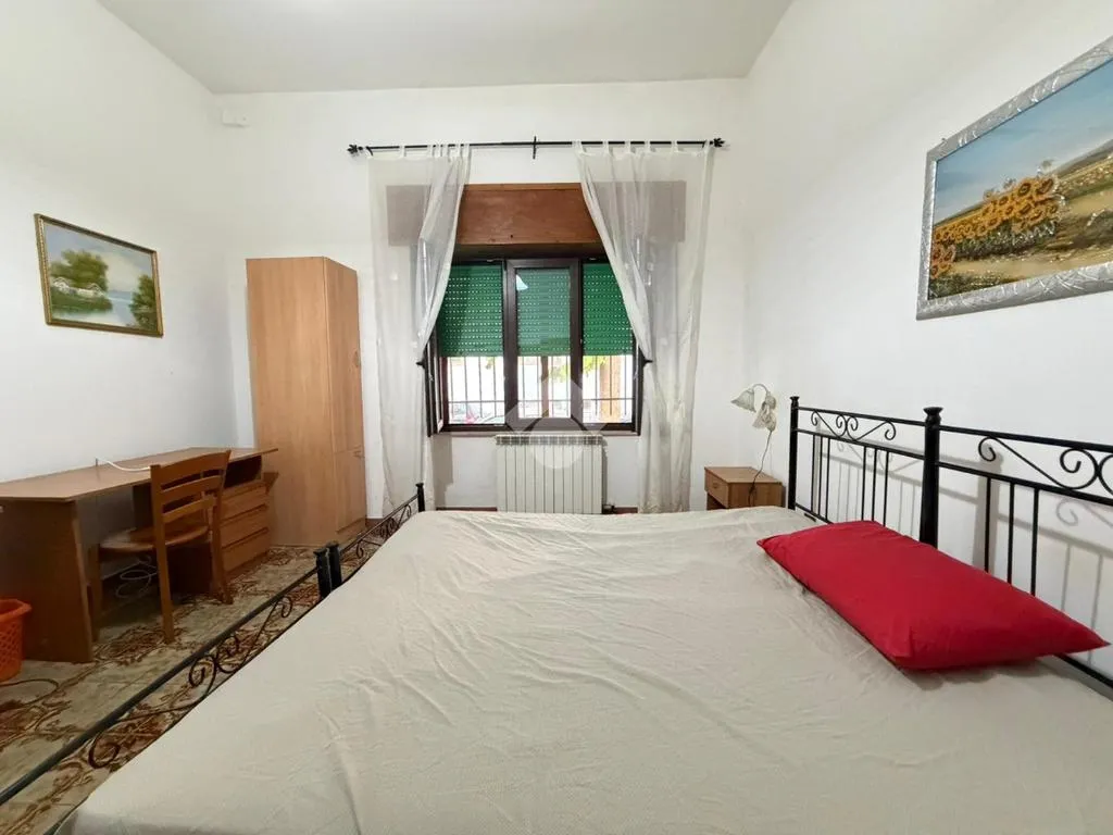 Chambres - Ground Floor Trilocale in University Area, Lecce