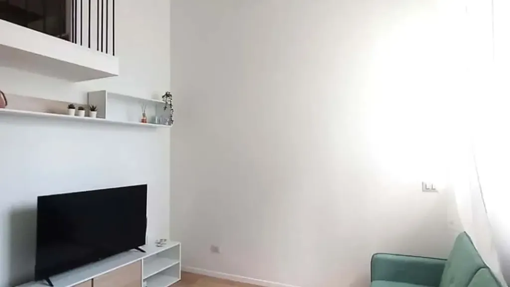 Elutuba - Fully Furnished Studio in Milan