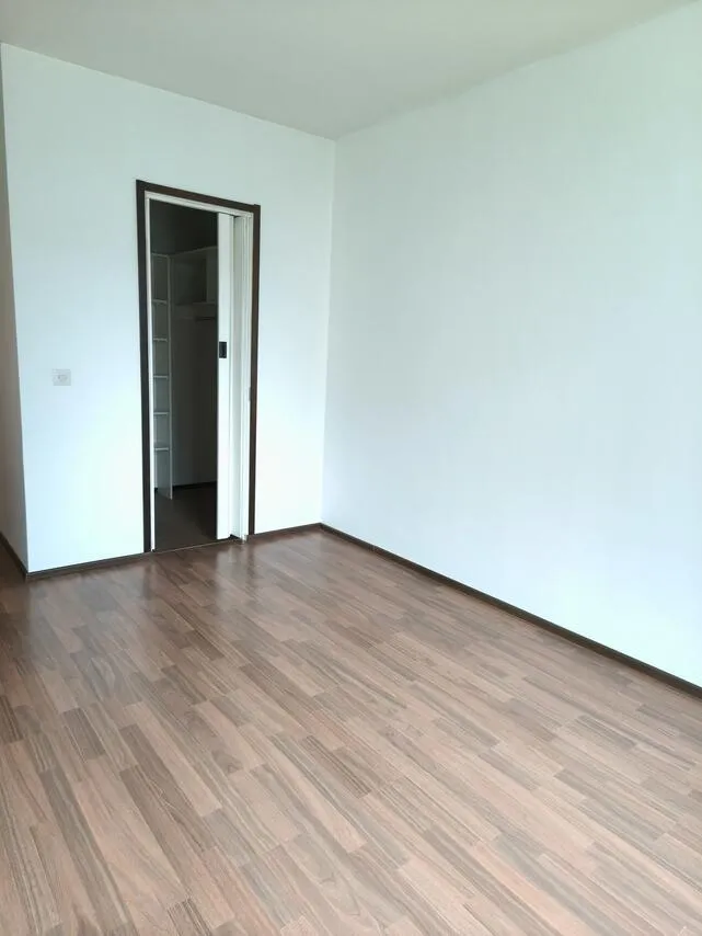 Pièces - Apartment with Balcony in Hämeenlinna Centre