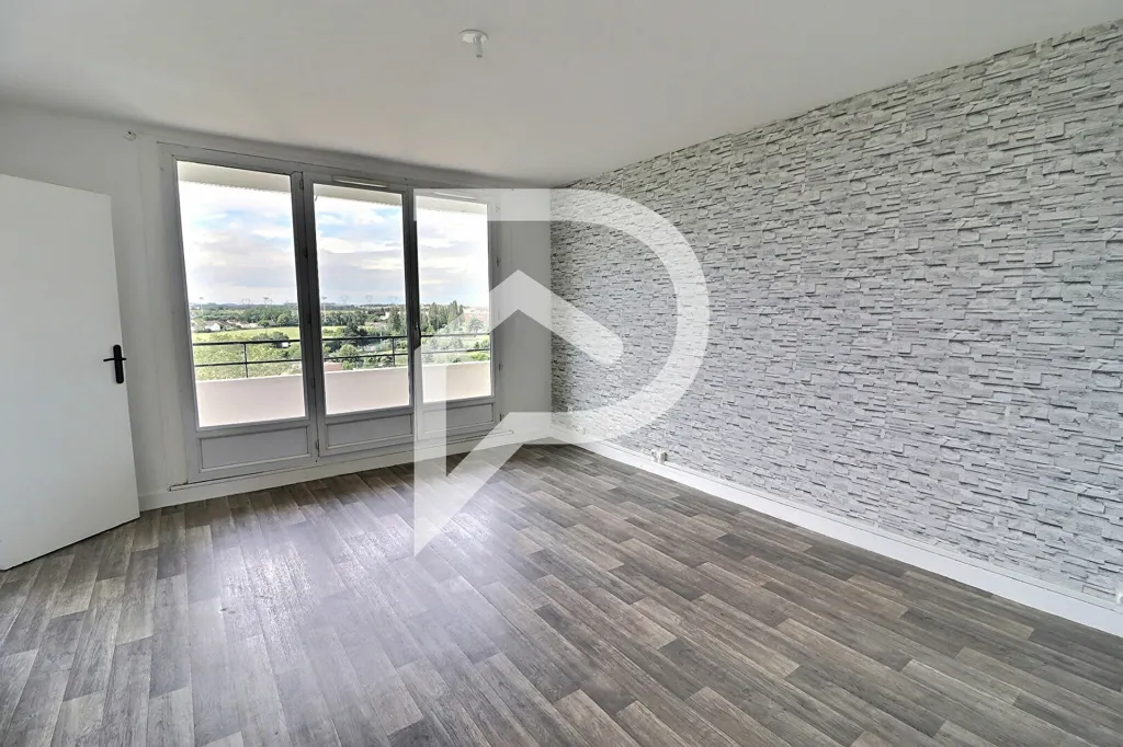 Magamistoad - Spacious F2 with Panoramic View in Dynamic Area