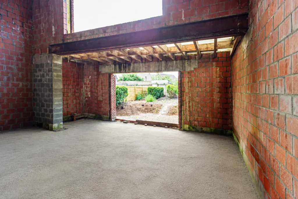 Toad - House with Renovation Potential in Frameries