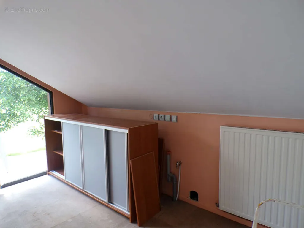 Pièces - Maison Ossature Bois avec Espace Professionnel sur Axe Passant