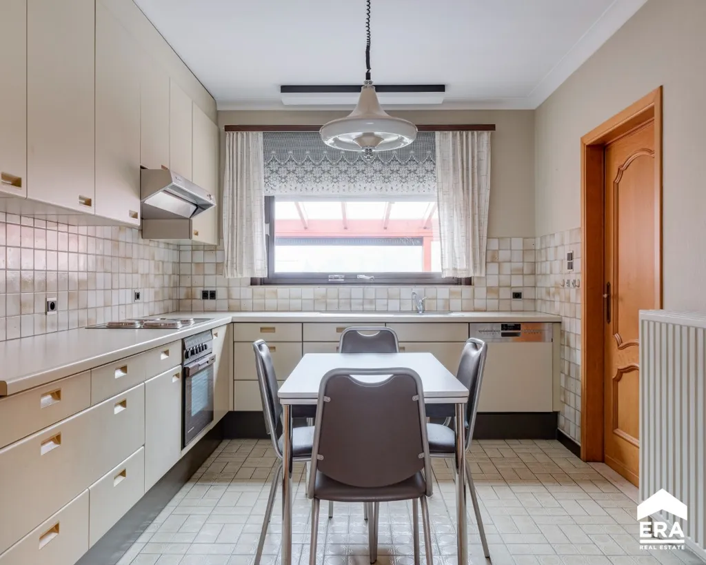 Salle à manger - Maison Semi-Détachée avec Jardin Sud-Ouest à Geetbets