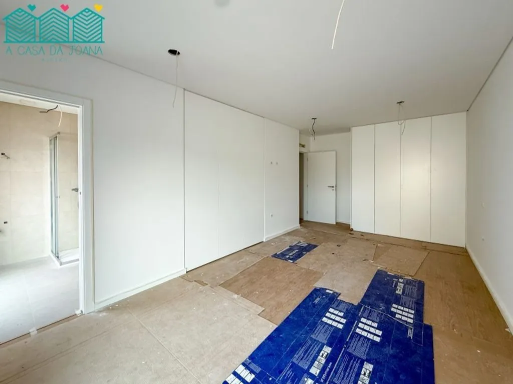 Pièces - Luxury Flat with Balcony in Aveiro