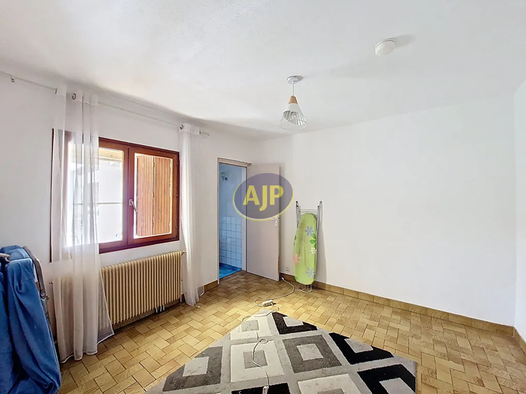 Chambres - Maison de 3 Pièces au Centre de Mérignac