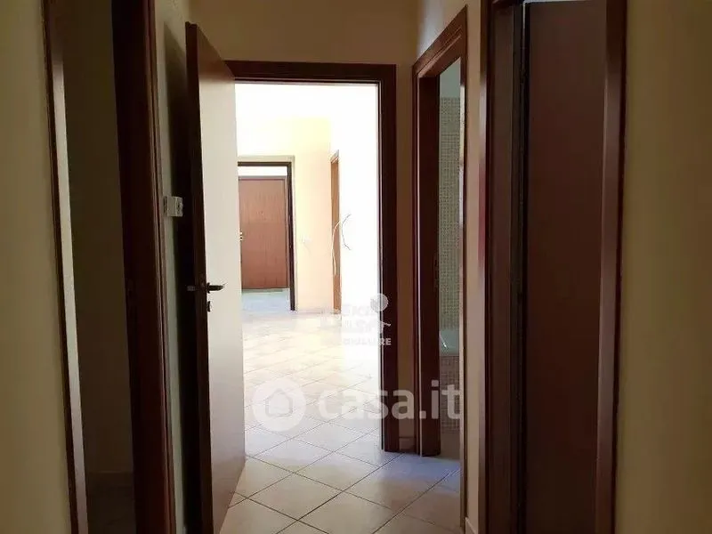 Esik - Four-Room Apartment with Balcony in Marsala
