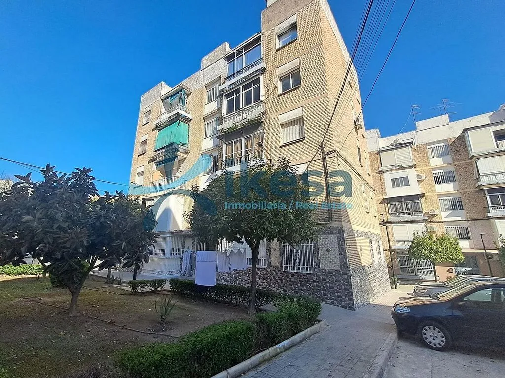 Välivaade - Apartment for Renovation in Lucena