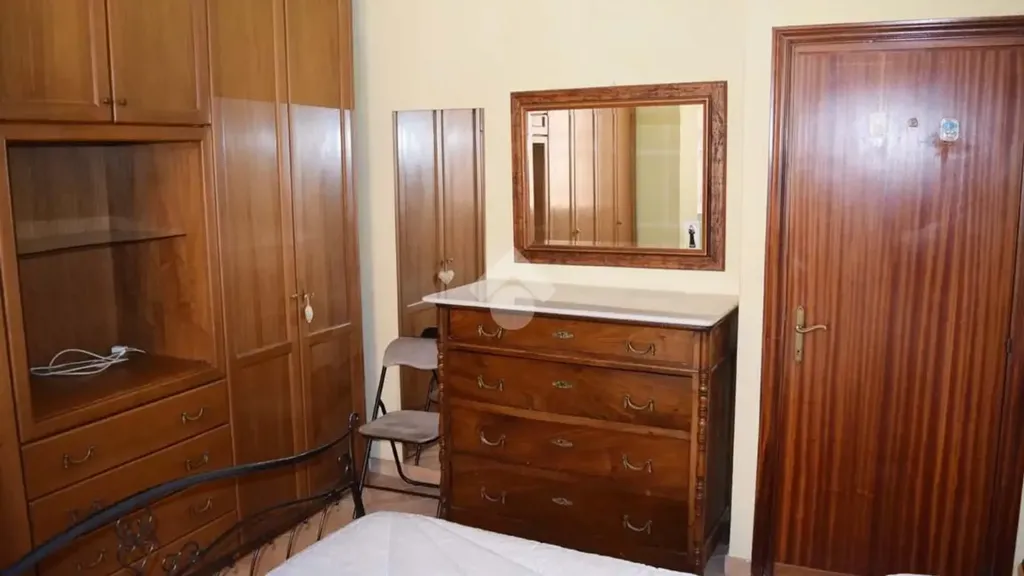 Chambres - Restored Triplex with Vaulted Ceilings in Tagliacozzo