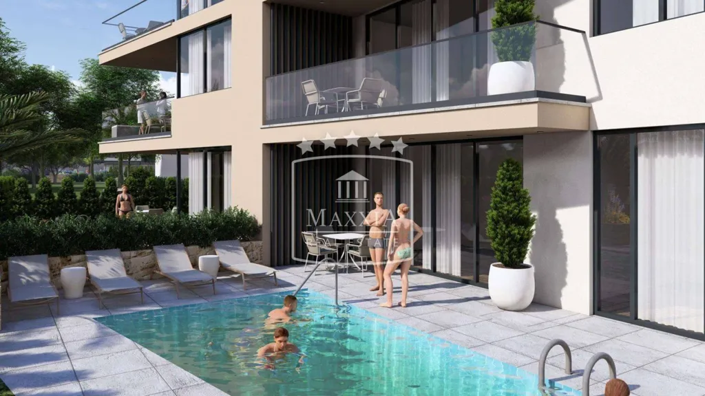 Piscine - Penthouse with Sea View in Sukošan
