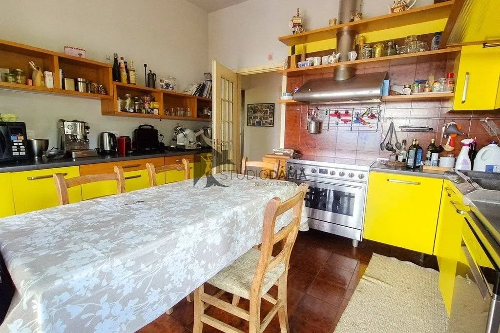 Cucina - Villa with Extensive Land in Collebeato