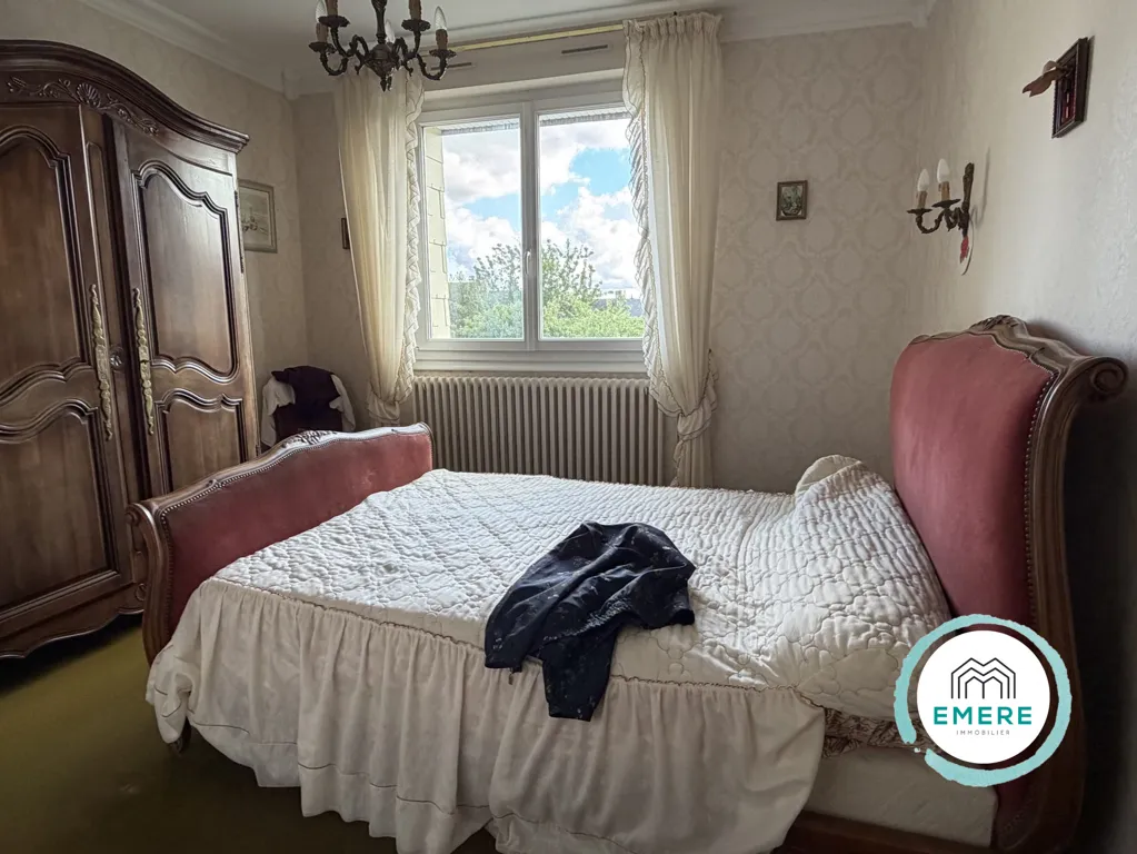 Magamistoad - Renovatable House with Garden in Maen-Roch