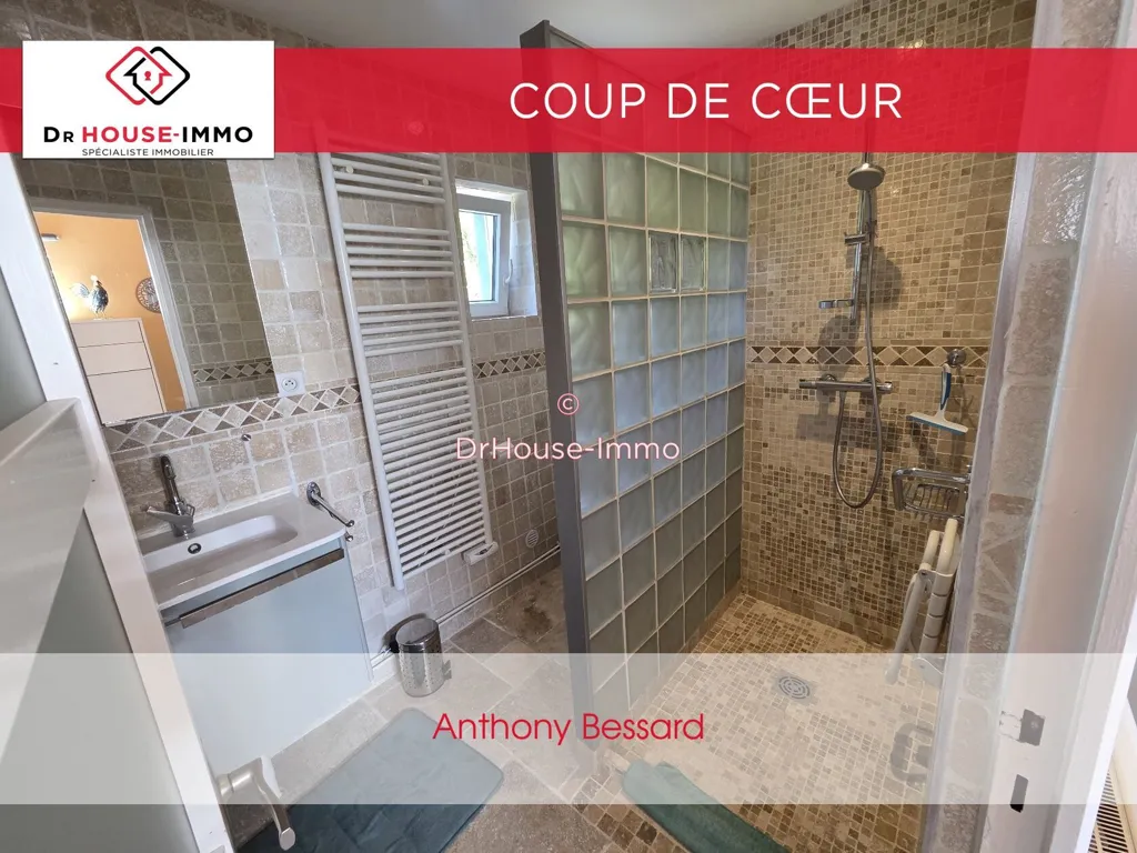 Maison 8 pièces à Vendat