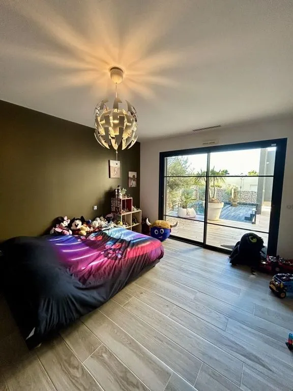 Chambres - Maison Luxueuse avec Piscine à Agde
