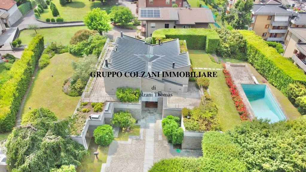 Õhuvaade - Luxury Villa with Pool in Como