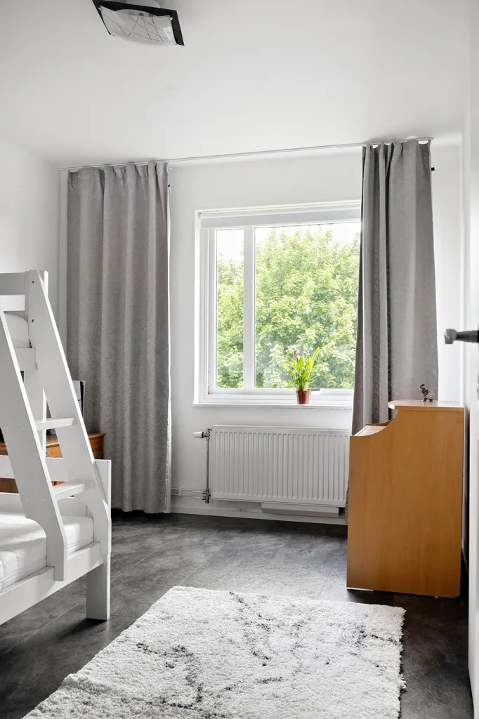 Camere da letto - Modern Flat with West-Facing Balcony on Kärrets väg