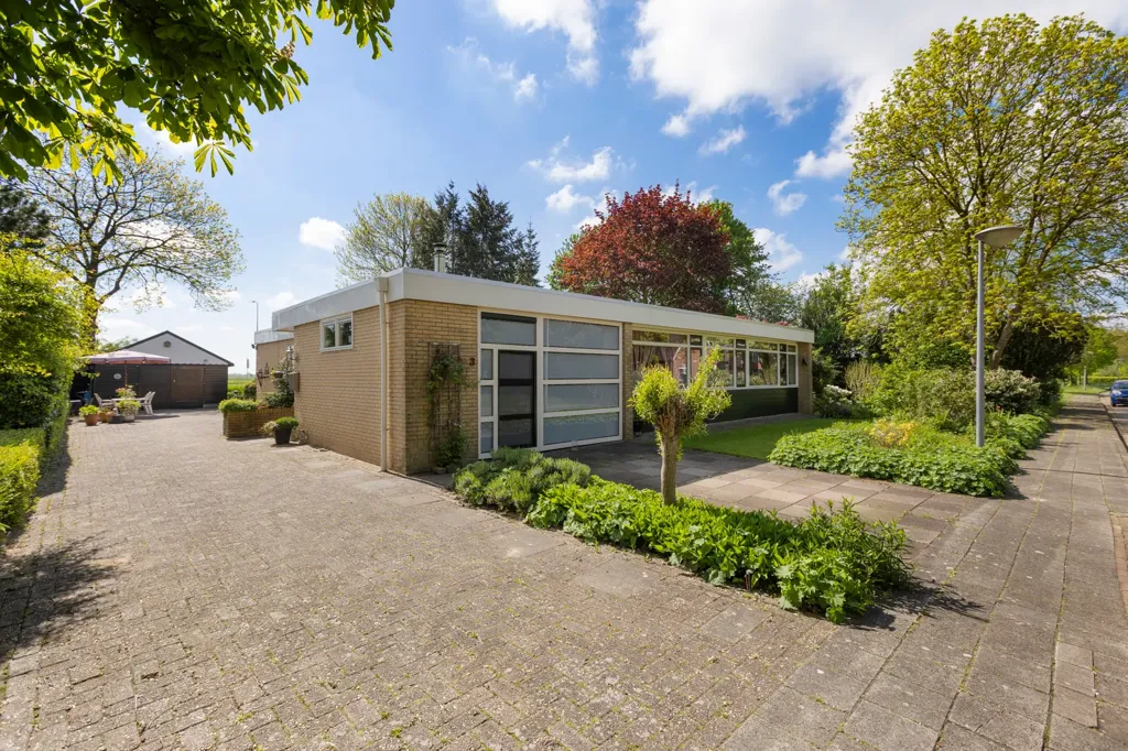 Maison 6 pièces à Ten Boer