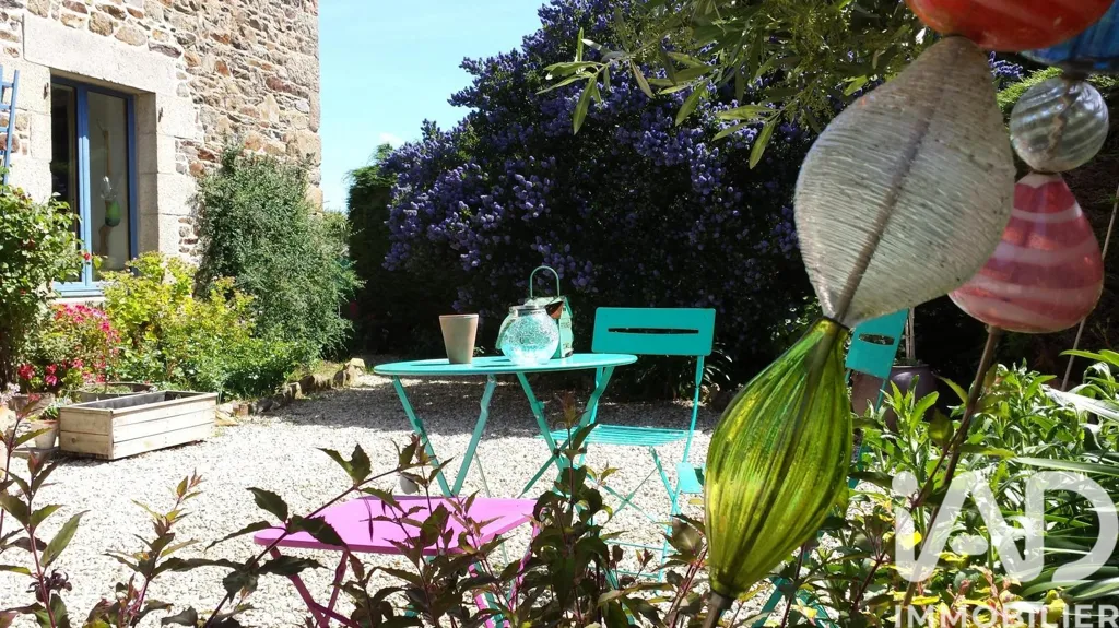Terrasse - Maison en Pierre avec Jardin à Ploubazlanec