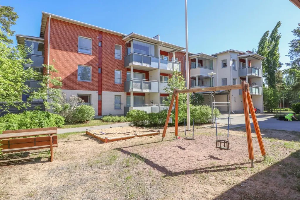 Jardin - Flat with Balcony and Sauna in Maikkula, Oulu