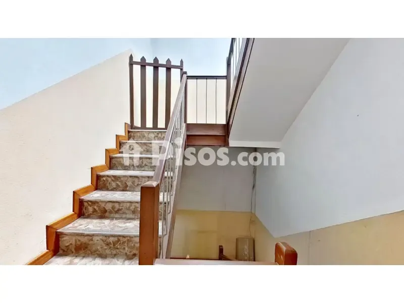 Pièces - Apartment for Renovation with Trunk in Santander