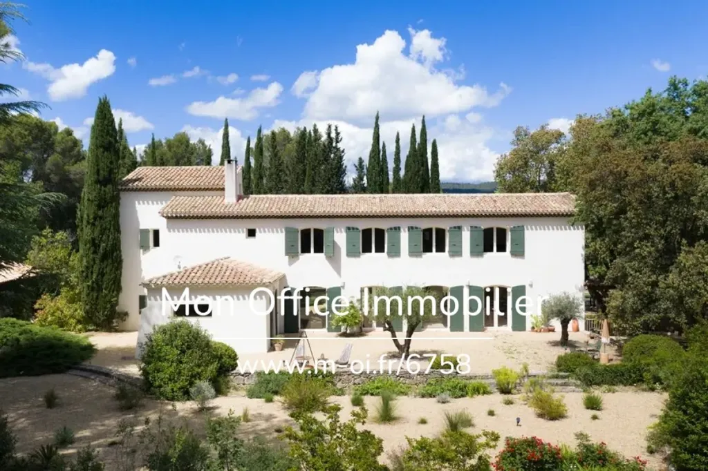 Välivaade - Rustic Bastide with Pool in Puyricard