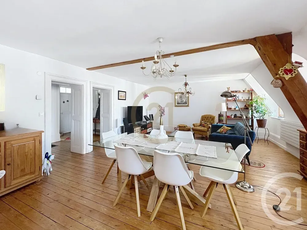 Duplex Apartment with Rooftop View in Belfort