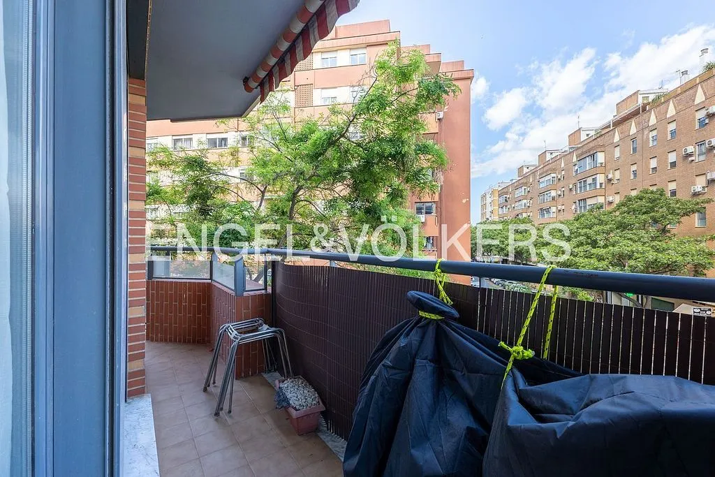 Balcon - Duplex with Balcony in Sant Isidre
