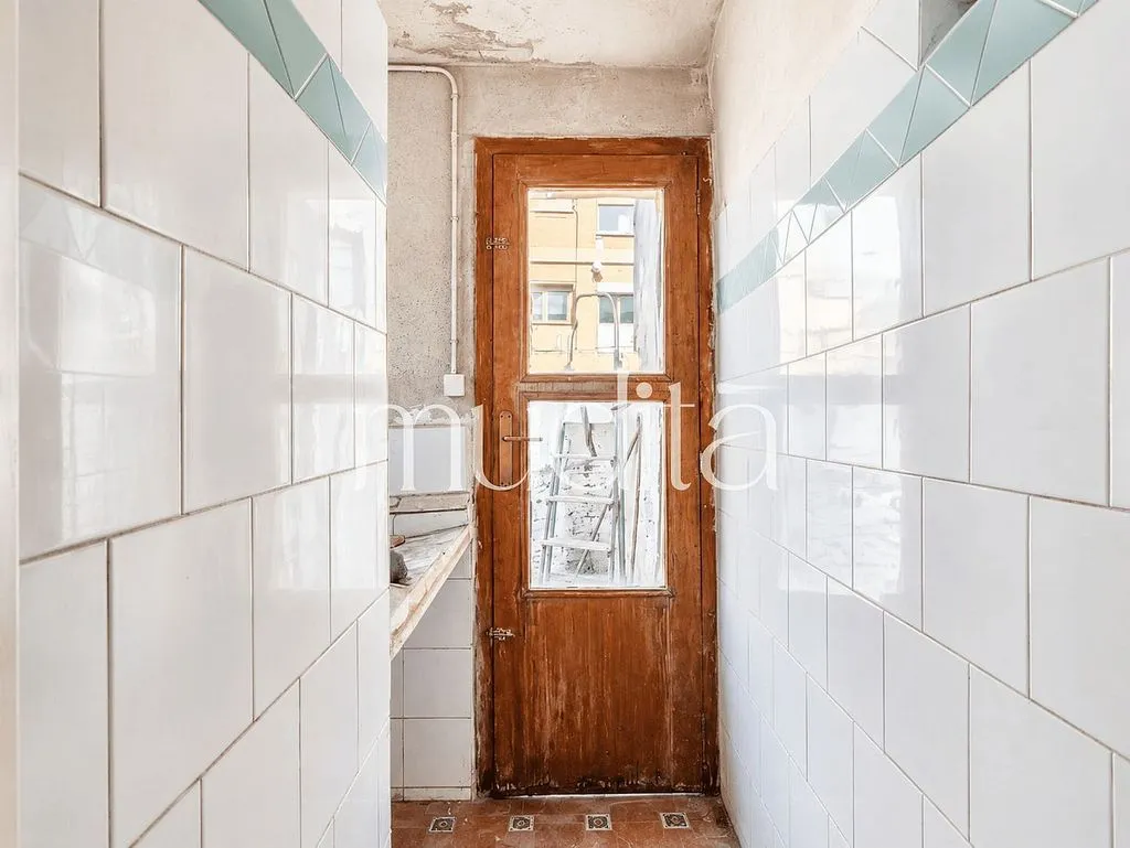 hallway_entrance