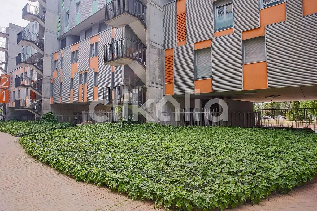 Garden - 1-Bedroom Flat with Elevator in Ensanche de Vallecas