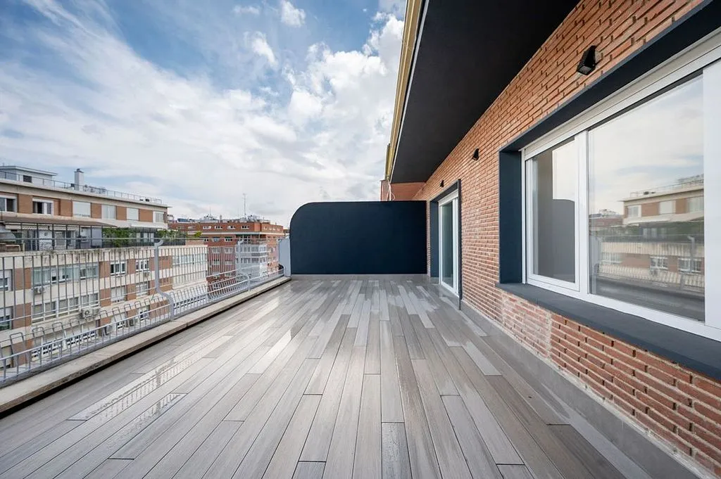 Balcon - Reformed Flat with Terrace in Bernabéu, Madrid