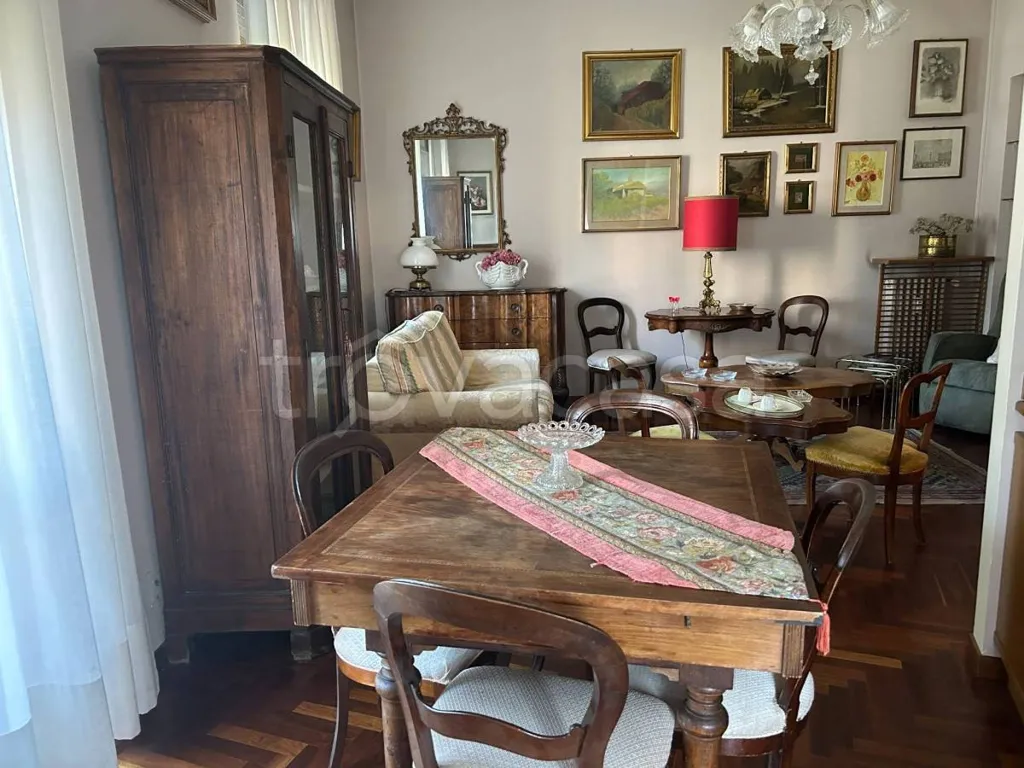 Dining Room - 1934 Apartment with Balconies in Turin