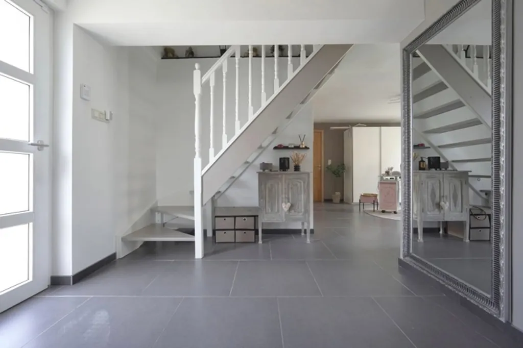 Entrée - Maison 3 Façades avec Jardin et Garage à Ternat