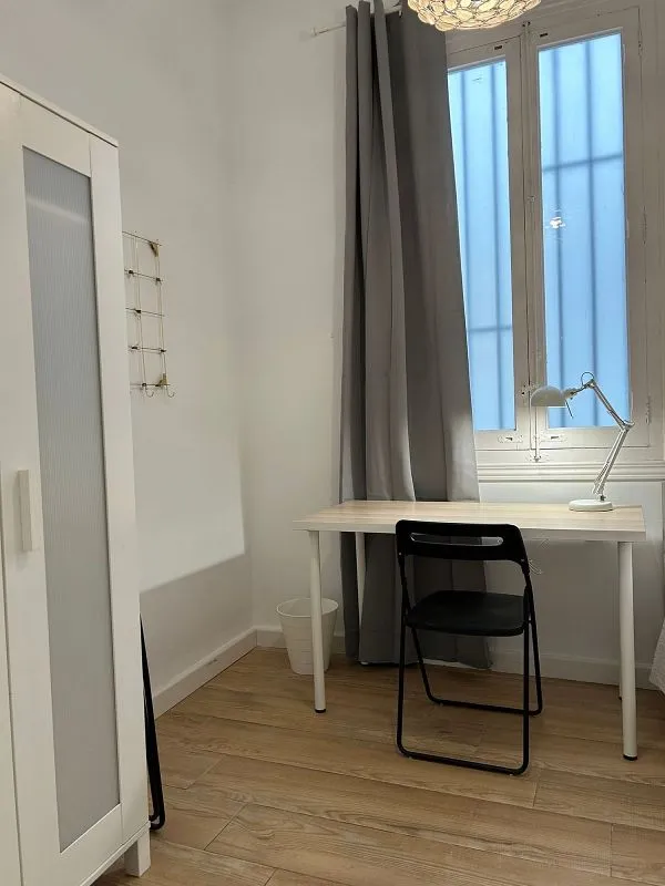 Studio - Furnished Flat with Lift in Sant Francesc