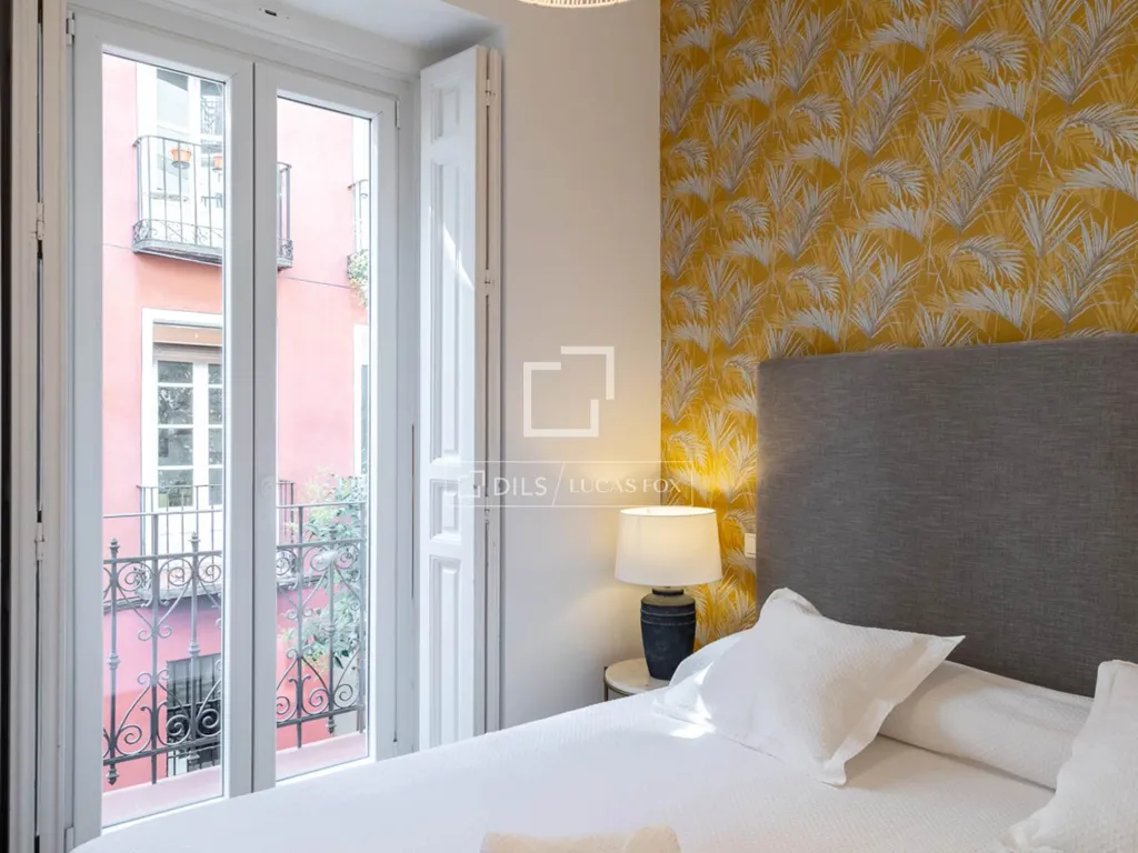Magamistoad - Exterior Apartment with Balconies in Madrid